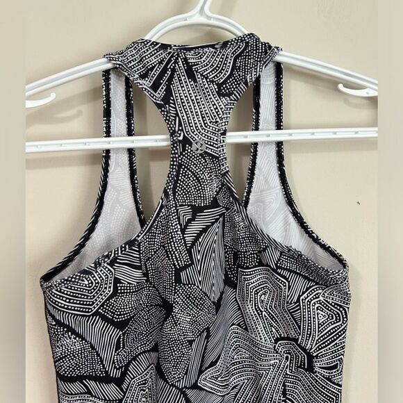 Lululemon Cool Racerback in Dottie Tribe White Black - Picture 8 of 9